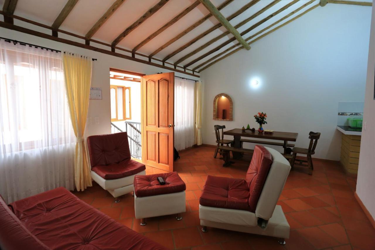 Apartahotel La Gran Familia Villa de Leyva Buitenkant foto