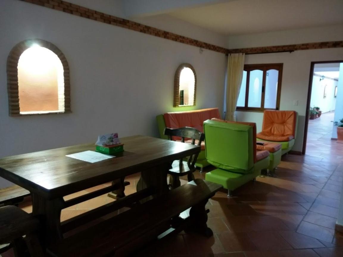 Apartahotel La Gran Familia Villa de Leyva Buitenkant foto