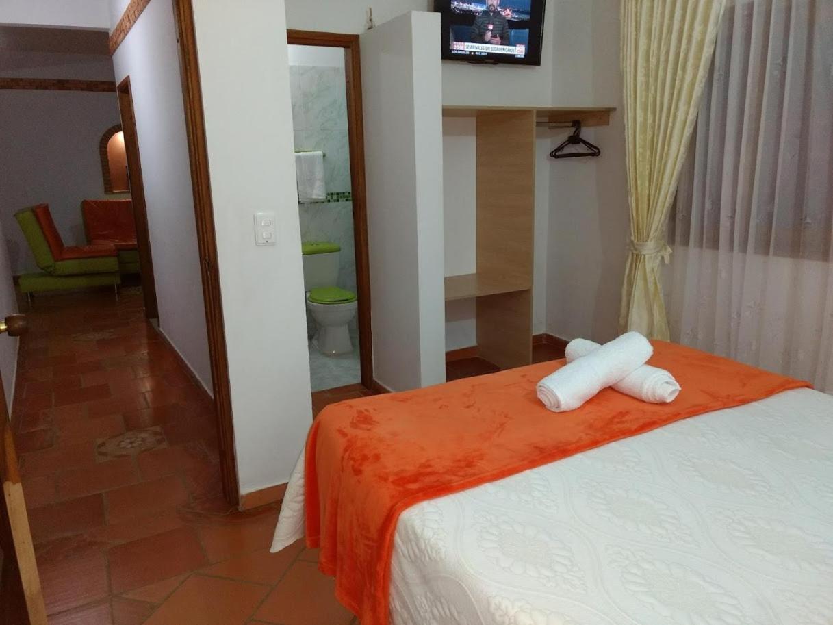 Apartahotel La Gran Familia Villa de Leyva Buitenkant foto